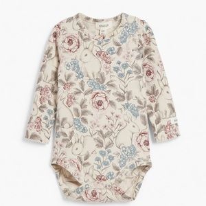 Baby floral & rabbit printed bodysuit
